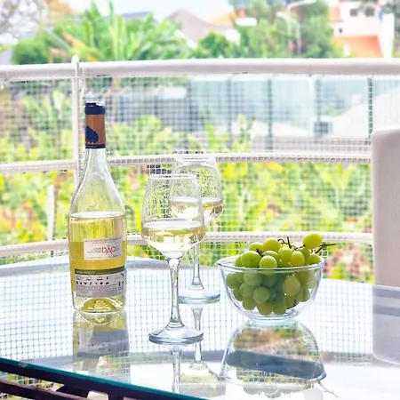 Pino's Getaway By Lovelystay Lägenhet Funchal (Madeira)