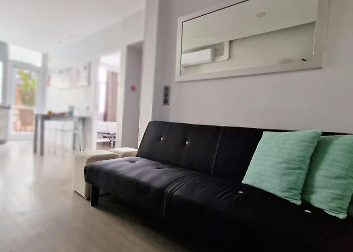 Apartment Pino's Getaway By Lovelystay *