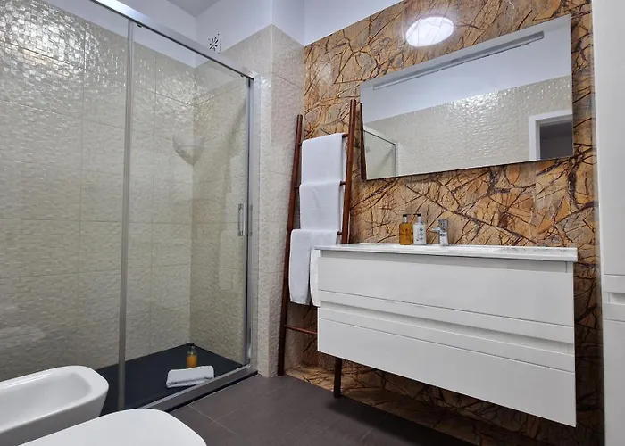 Pino's Getaway By Lovelystay Apartment